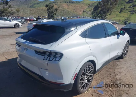 2023 Ford Mustang Mach-E Gt z USA, uszkodzony, nr VIN 3FMTK4SX7PMA16675